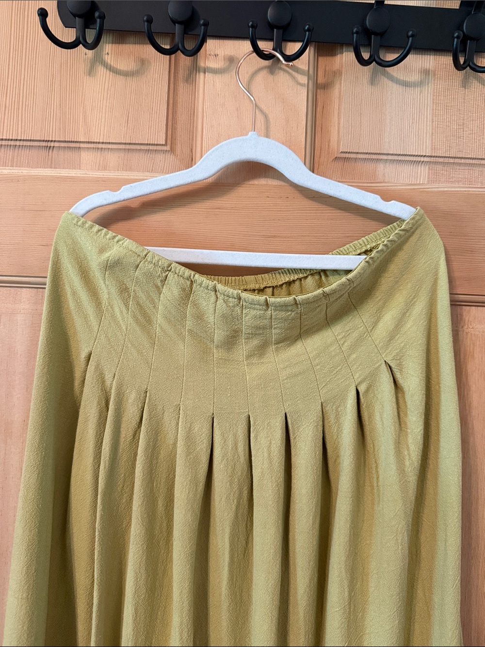 Musera | Green Strapless Pleated Maxi Dress S - Picture 5 of 10
